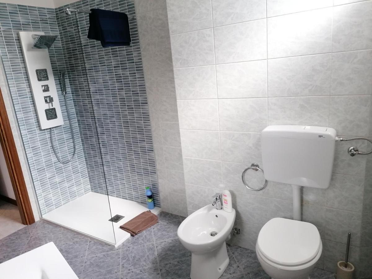 Apartament Accogliente Bilocale Novara Zewnętrze zdjęcie