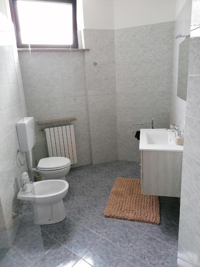 Apartament Accogliente Bilocale Novara Zewnętrze zdjęcie