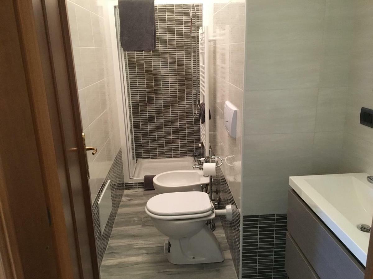 Apartament Accogliente Bilocale Novara Zewnętrze zdjęcie