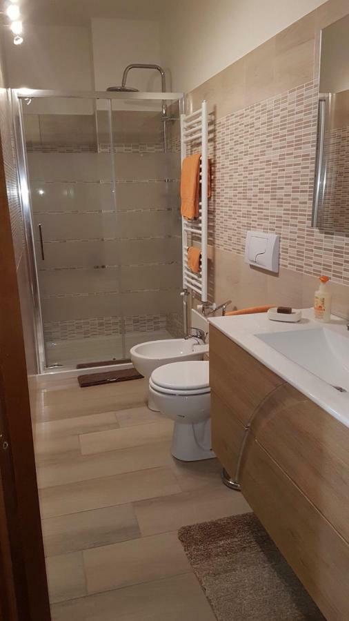 Apartament Accogliente Bilocale Novara Zewnętrze zdjęcie